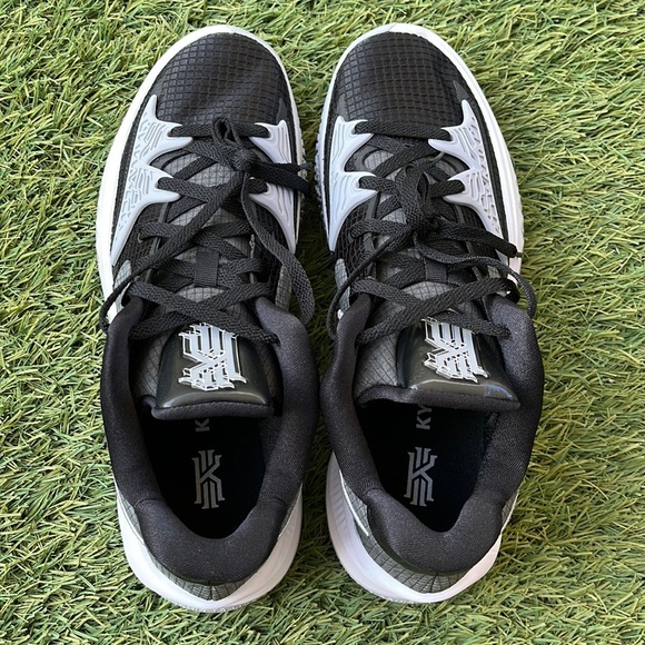Nike Kyrie Low 4 TB - Picture 3 of 5
